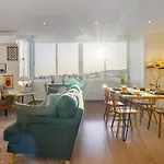 Whome Premium View 2-Bed Great For R Workers & Families